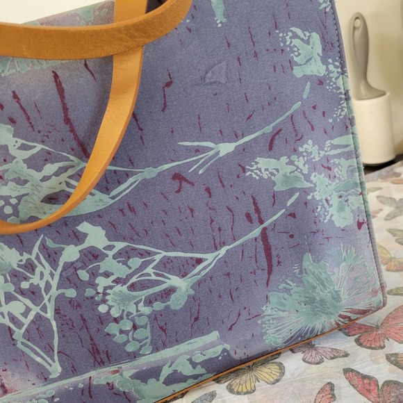 Banana Republic Vintage Silk Bag - Picture 2 of 16